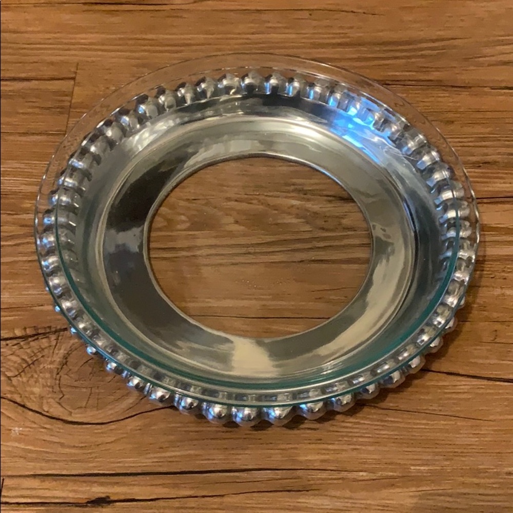 Arthur Court Dot Pie Dish